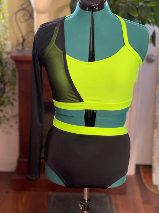 Size Adult L Zoe Dance Set