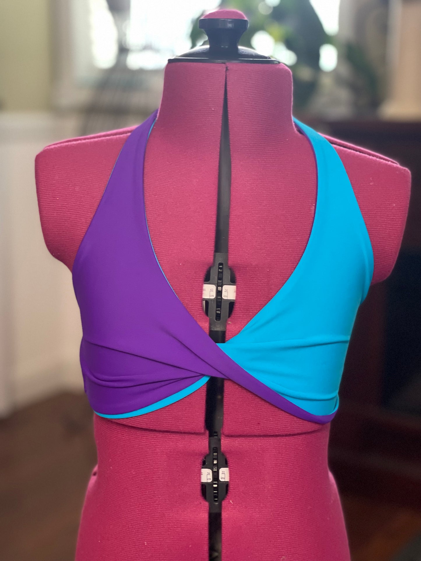 Size 8 Talia Twist Top