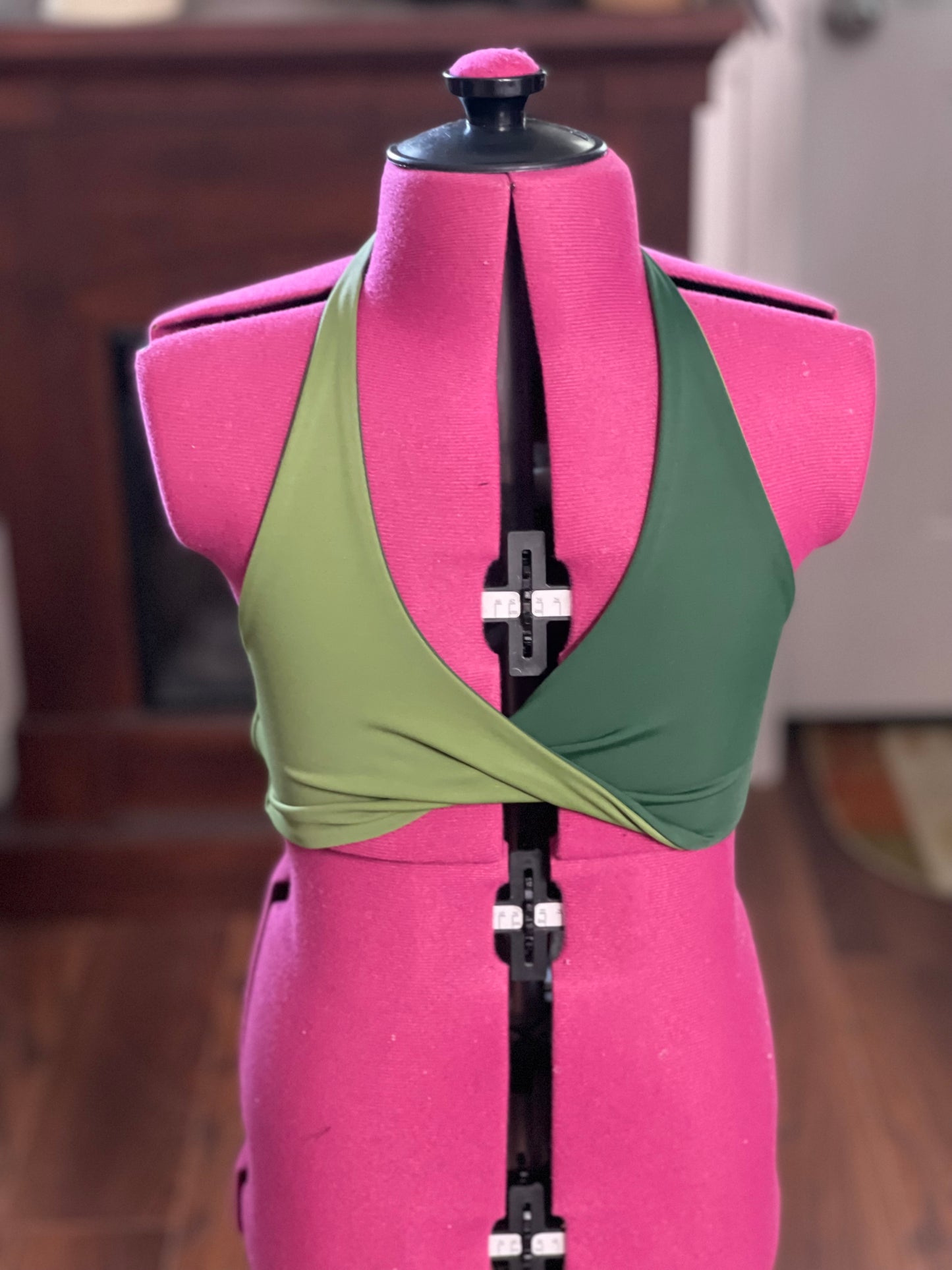 Size 10 Talia Twist Top