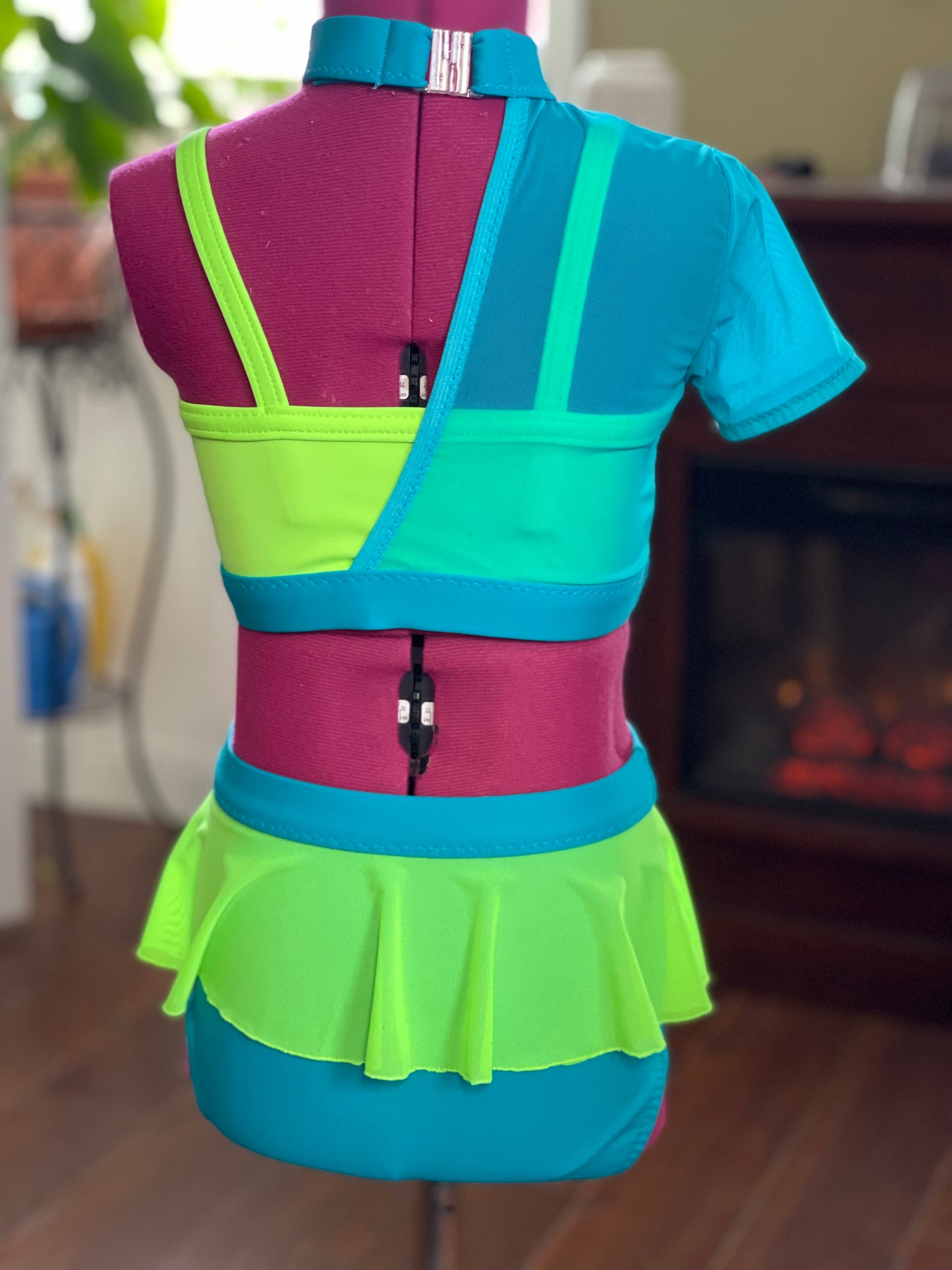 Size 4T Zoe dance set