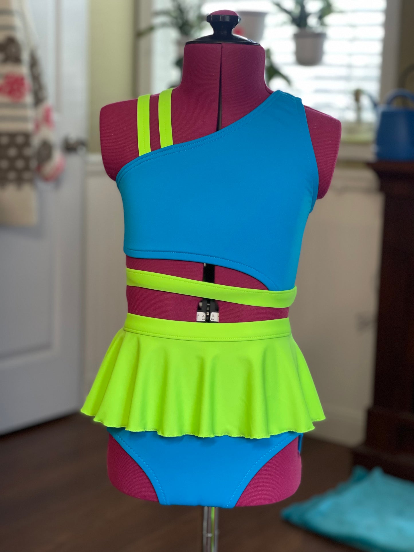 Girls Size 8 Two Piece Dance Costume Base