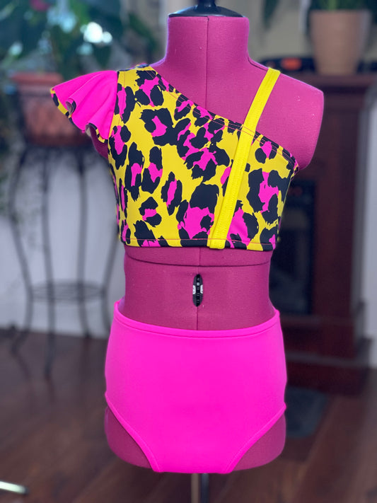 Girls Size 6 Two Piece Dance Costume